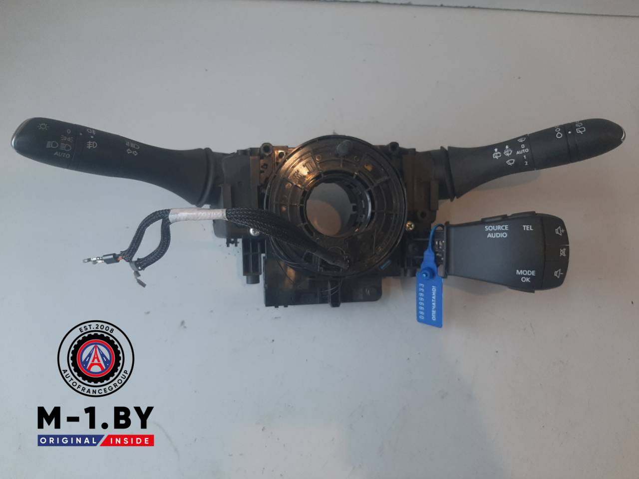 переключатель подрулевой (стрекоза) Renault Scenic 4 поколение 2018 - фото №1