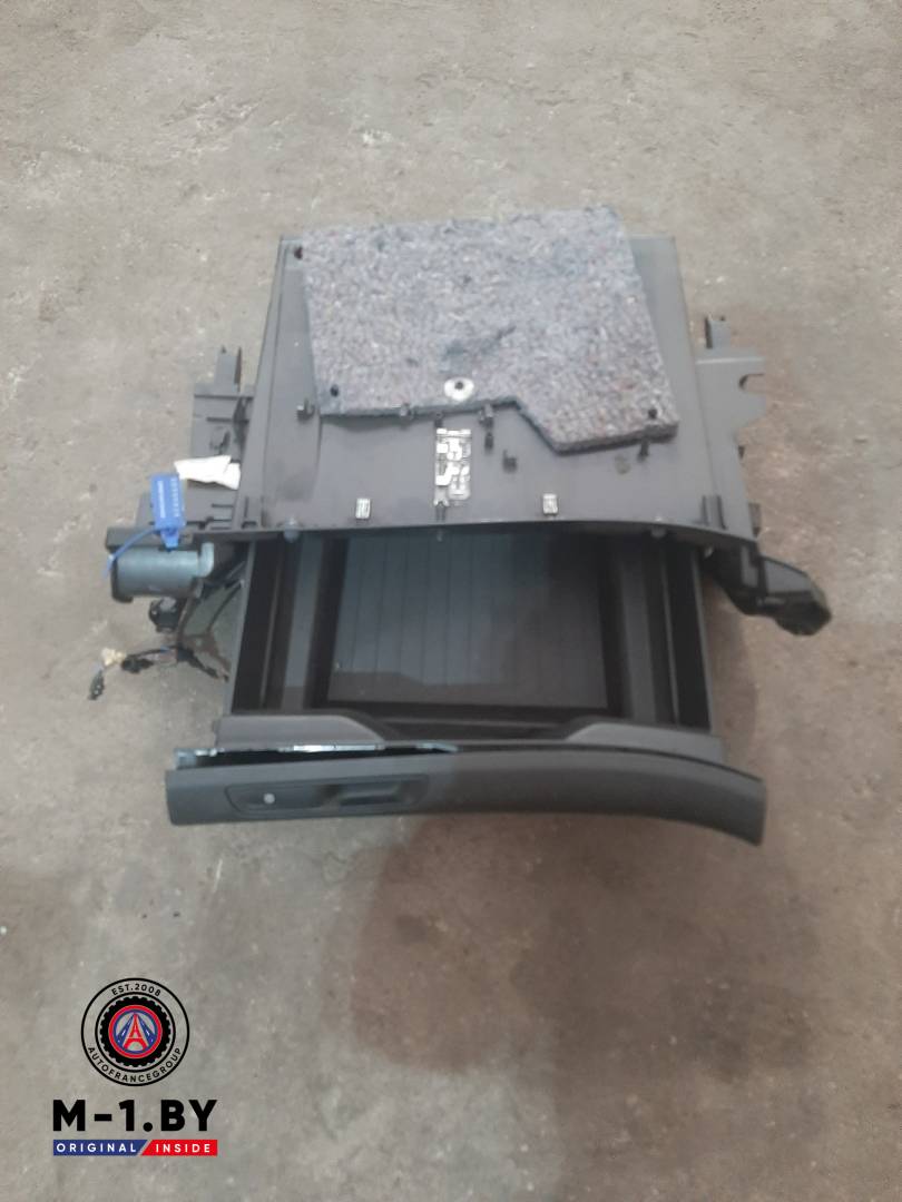 бардачок Renault Scenic 4 поколение 2018 - фото №1