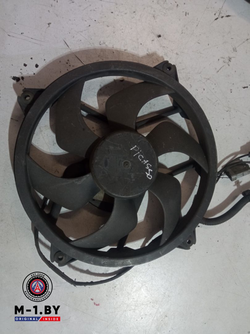 вентилятор радиатора Citroen C3 Picasso 1 поколение 2008 - фото №1