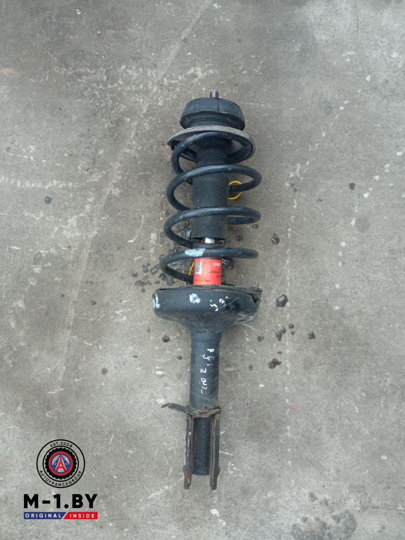 стойка передняя правая Renault Clio 2 поколение (1998 - 2002) - фото №1