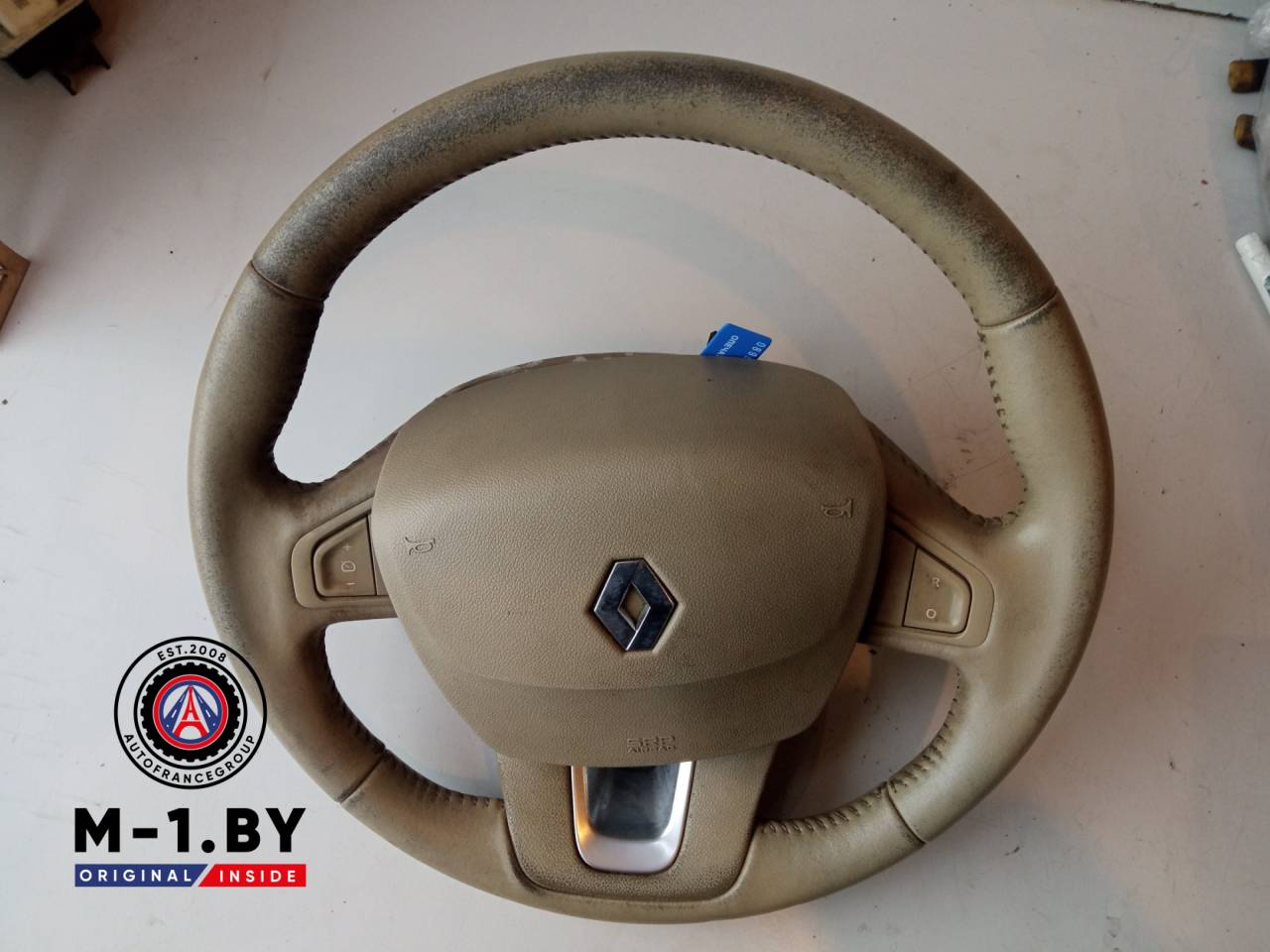 руль Renault Laguna 3 поколение (2007 - 2012) - фото №1