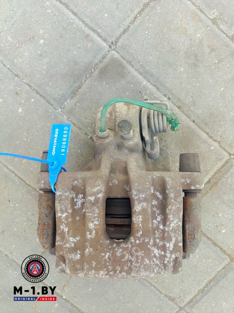 суппорт задний правый Renault Laguna 2 поколение (2001 - 2005) - фото №1