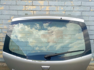 крышка багажника (дверь 3-5) Renault Sandero 1 поколение (2009 - 2014), 1.4 л., бензин