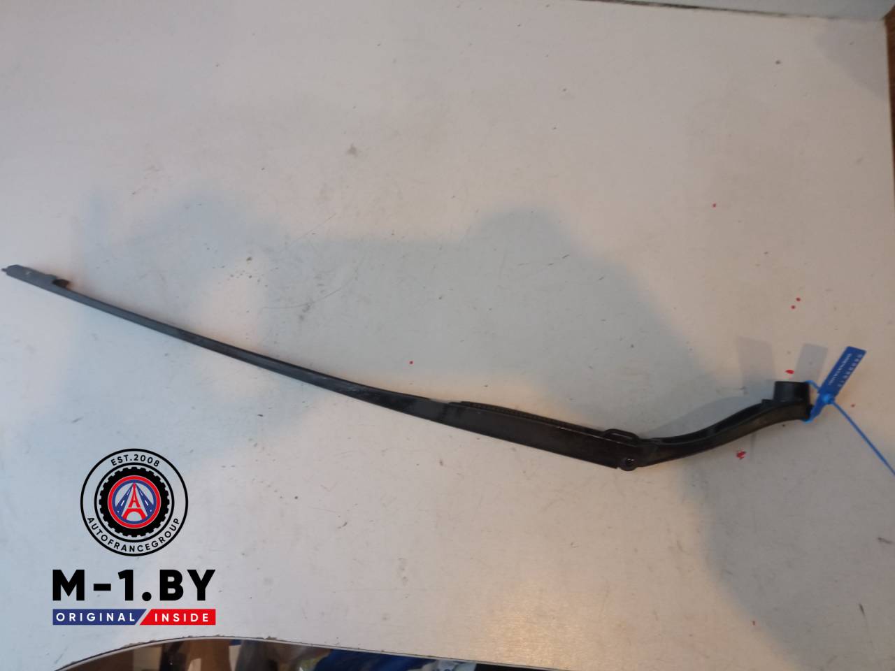 щеткодержатель (поводок стеклоочистителя, дворник) Citroen C5 2 поколение (2008 - 2017) - фото №1