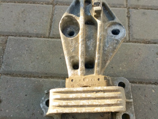 подушка крепления двигателя Renault Fluence 1 поколение (2009 - 2013), 1.5 л., дизель