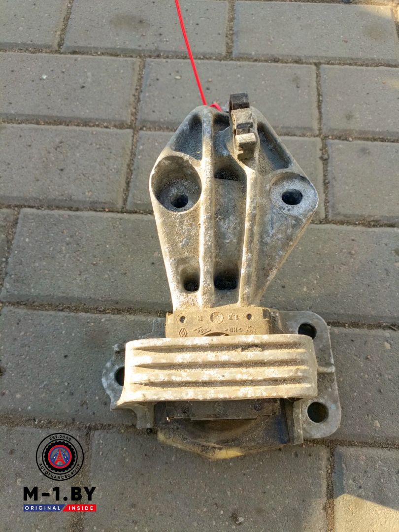 подушка крепления двигателя Renault Fluence 1 поколение (2009 - 2013), 1.5 л., дизель - фото №1