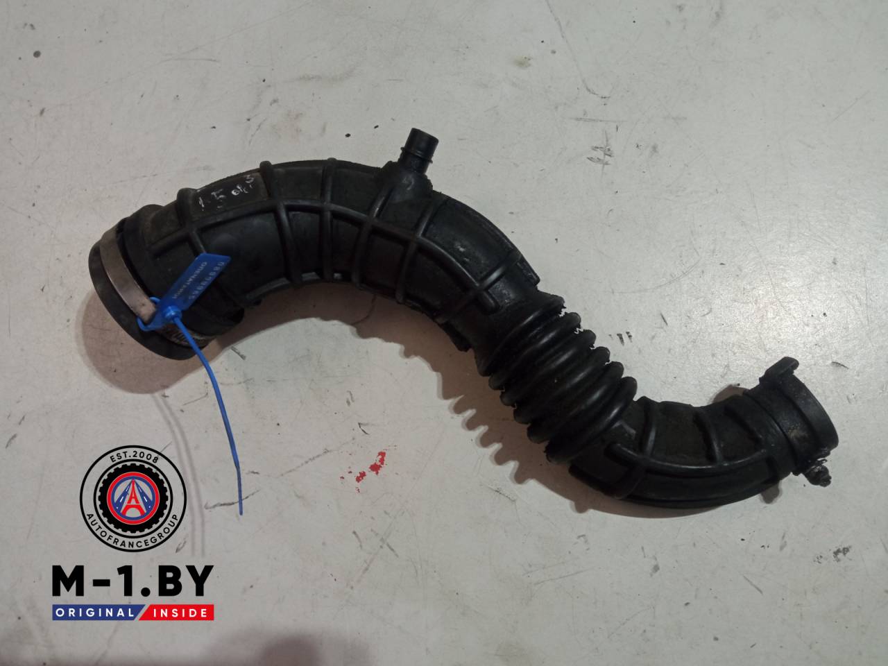 патрубок воздушного фильтра Renault Clio 3 поколение (2005 - 2009), 1.5 л., дизель - фото №1