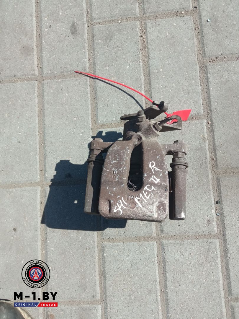 суппорт задний правый Renault Megane 2 поколение (2002 - 2006) - фото №1