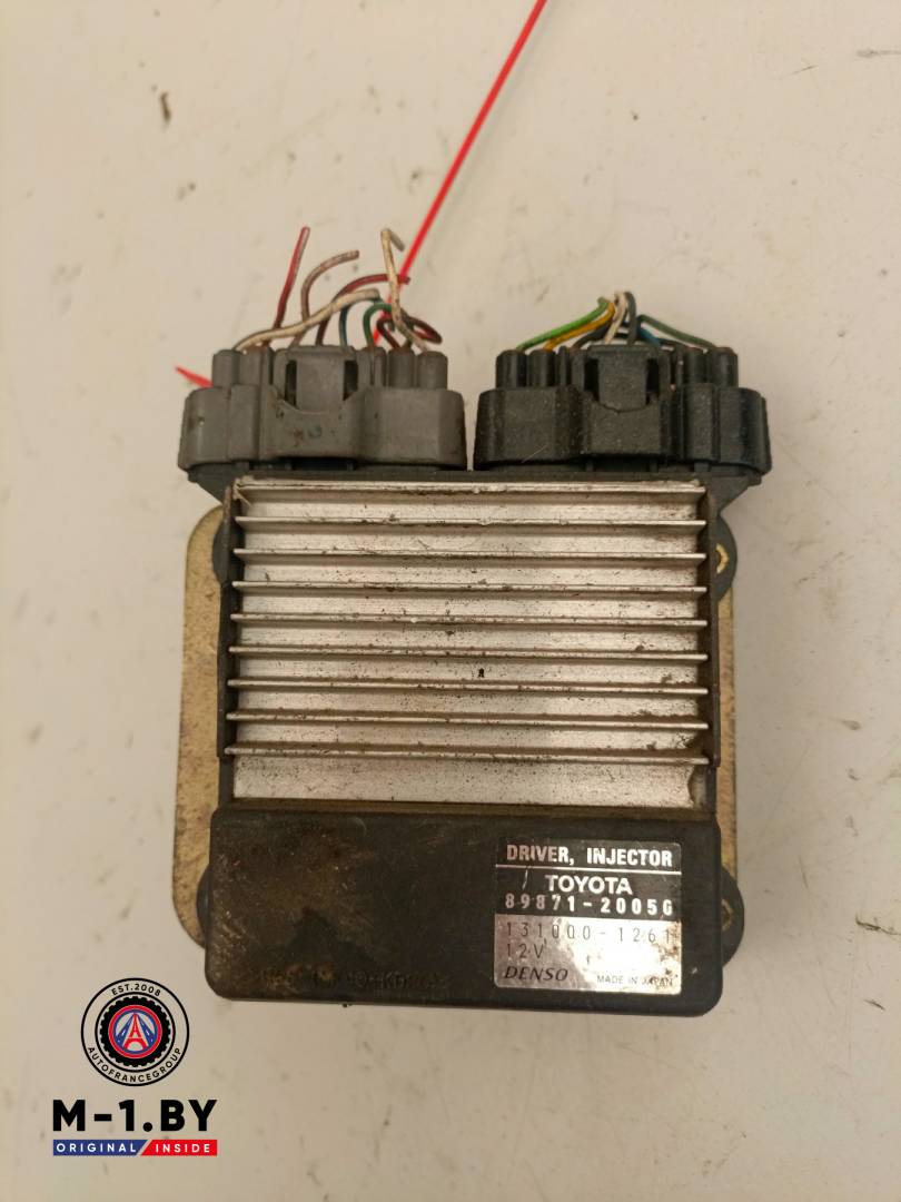 блок управления форсунками Toyota Corolla 9 поколение (E120/E130) (2000 - 2004), 2.0 л., дизель, 8987120050 - фото №1