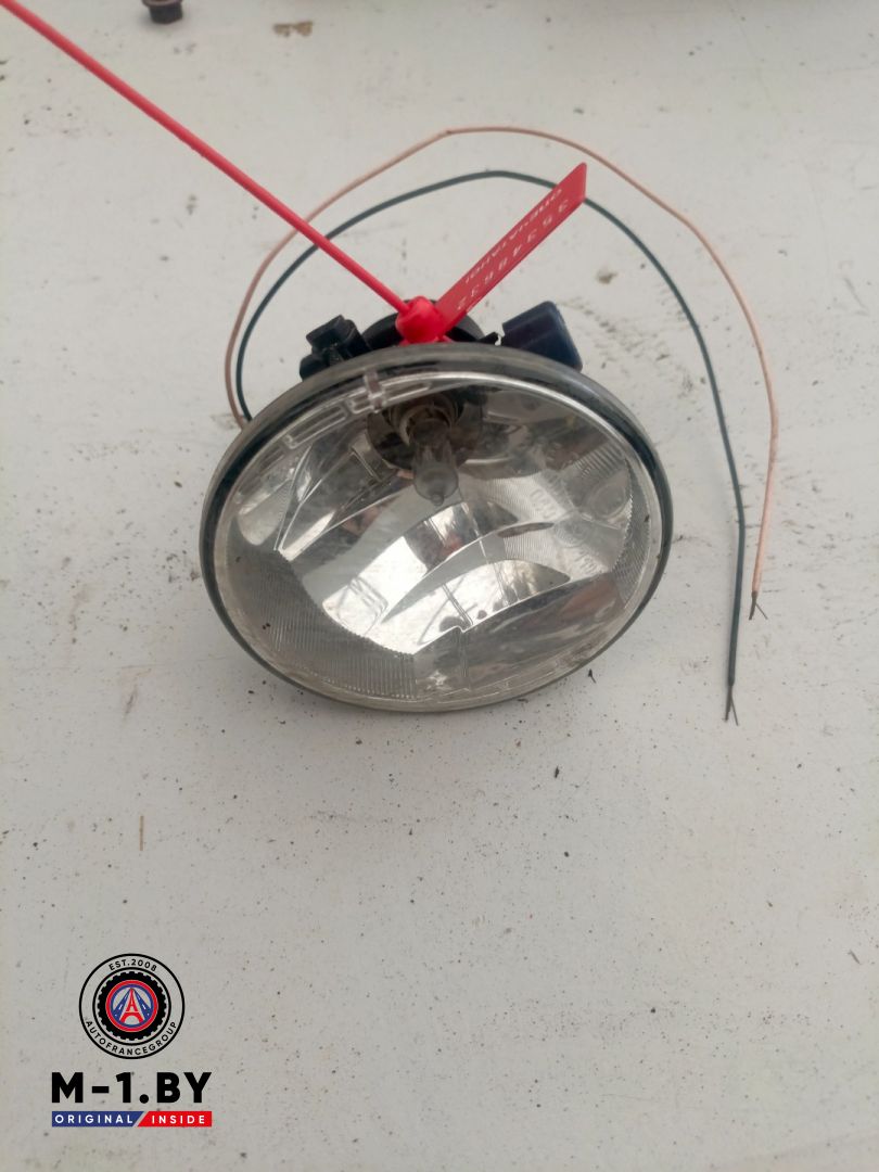 фара противотуманная левая Renault Clio 4 поколение (2012 - 2016), 90012264 - фото №1