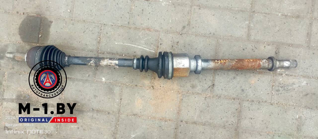 полуось передняя правая (приводной вал, ШРУС) Renault Scenic 2 поколение (2003 - 2006), 1.6 л., бензин - фото №1