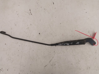 щеткодержатель (поводок стеклоочистителя, дворник) Citroen Xantia 1 поколение 1998