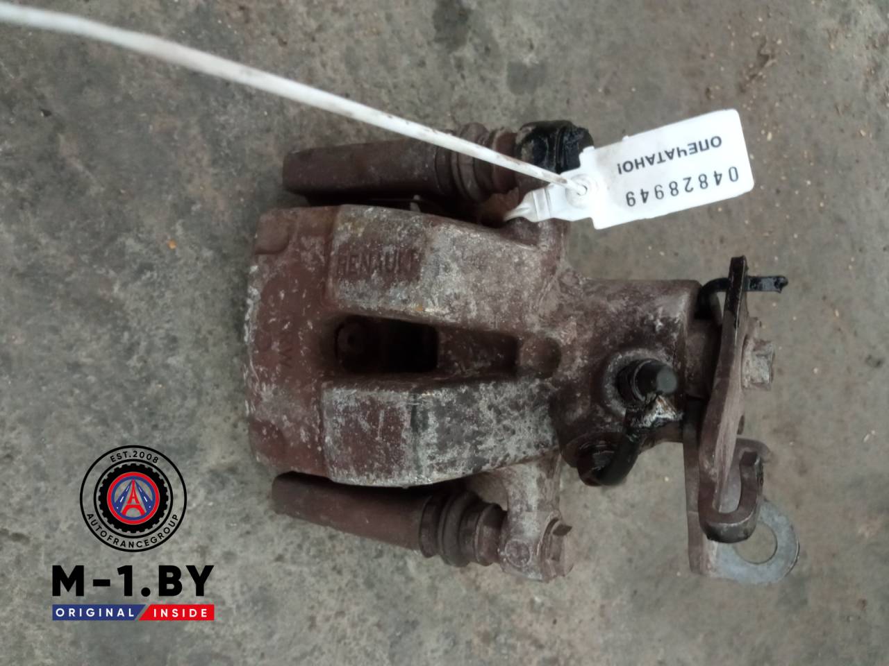 суппорт задний правый Renault Megane 2 поколение (2002 - 2006) - фото №1