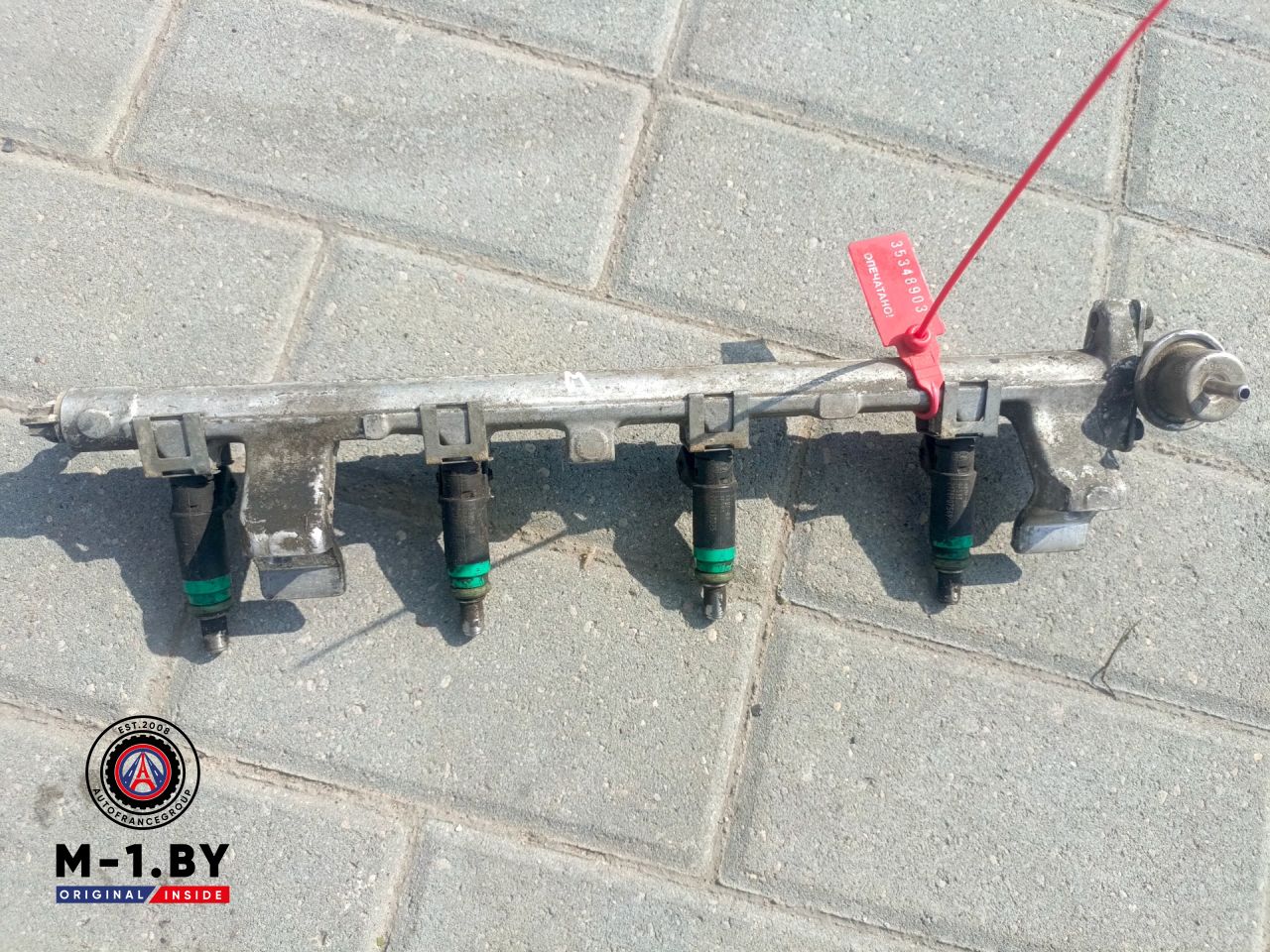 форсунка Ford Fusion 1 поколение (2002 - 2005), 1.4 л., бензин, 98MFBB9F593 - фото №1