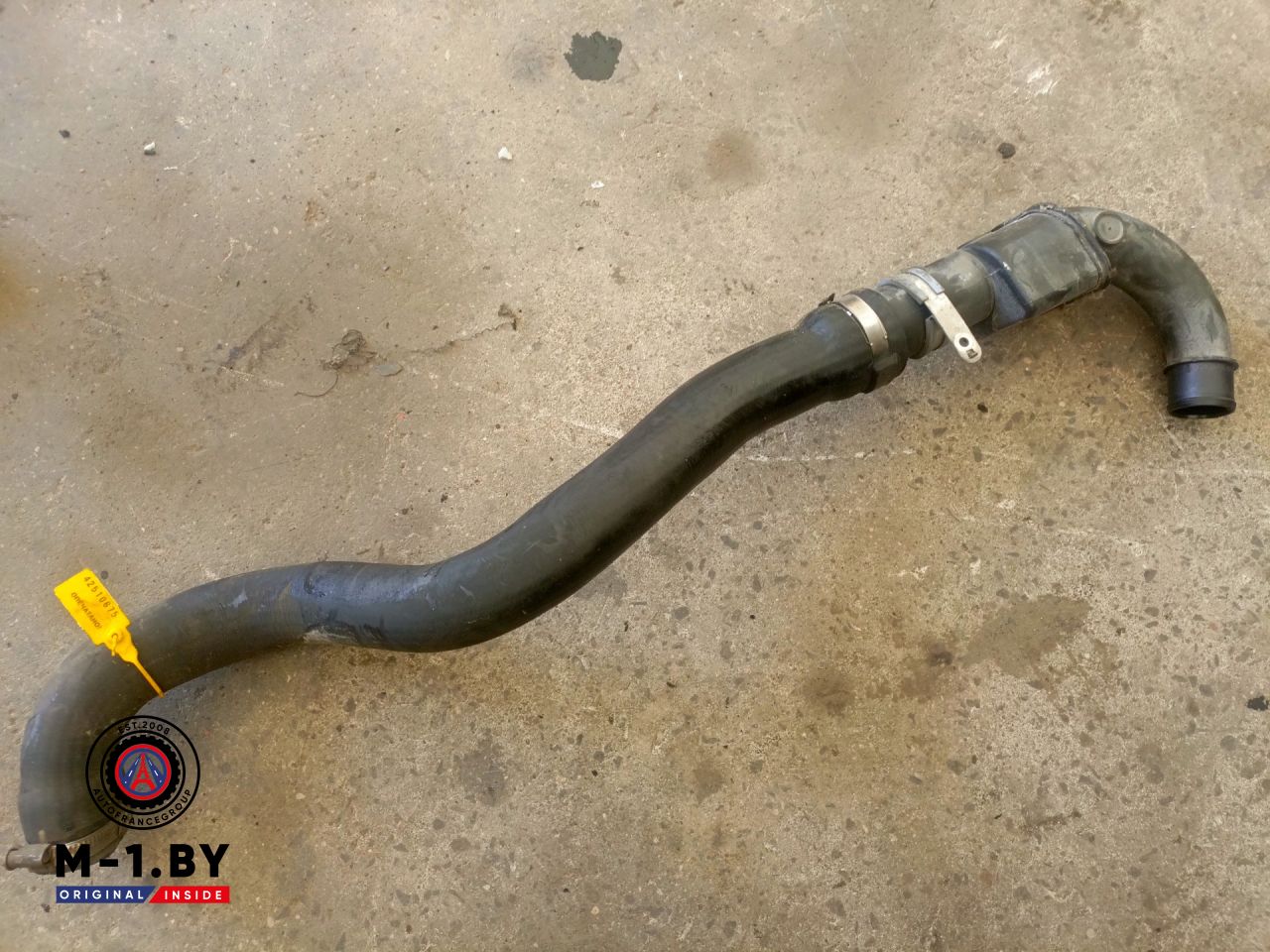 патрубок интеркулера Renault Megane 2 поколение (2002 - 2006), 1.5 л., дизель, 8200240894 - фото №1