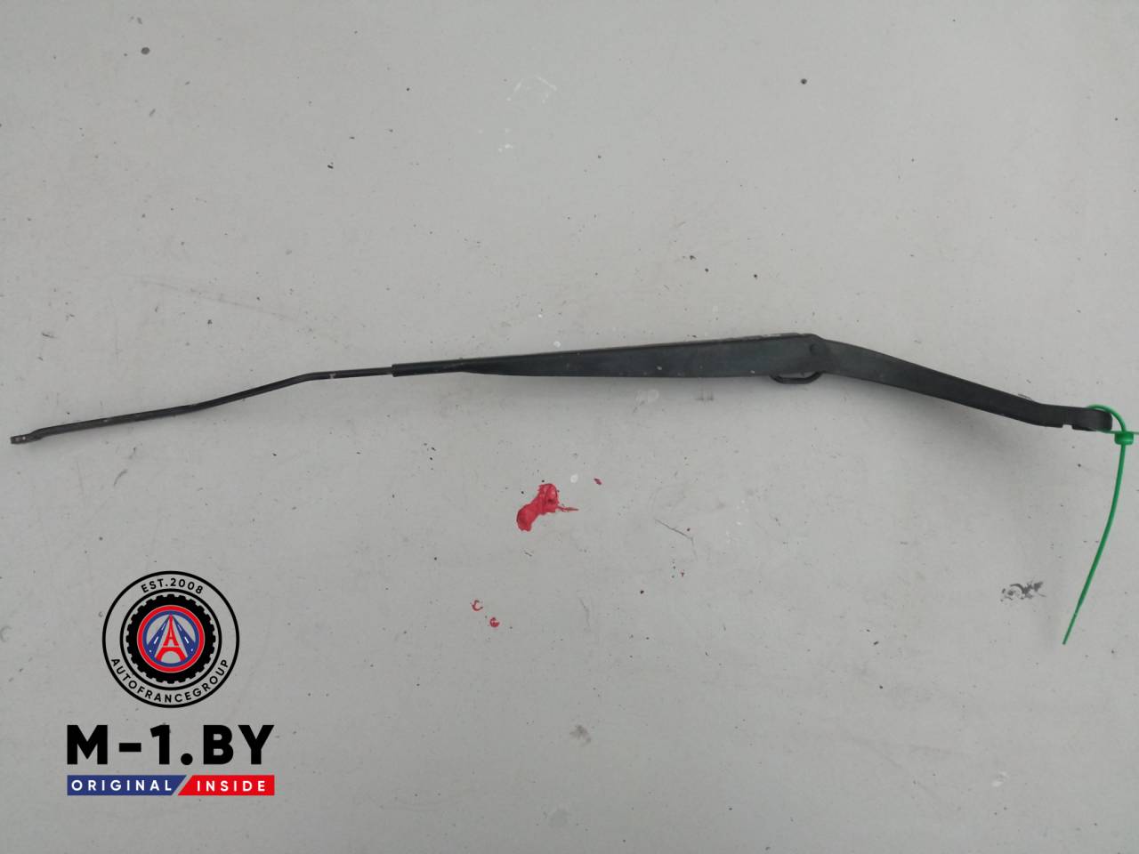 щеткодержатель (поводок стеклоочистителя, дворник) Renault Megane 2 поколение (2002 - 2006), 8200417218 - фото №1