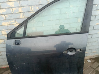 дверь передняя левая Renault Scenic 3 поколение (2009 - 2012)