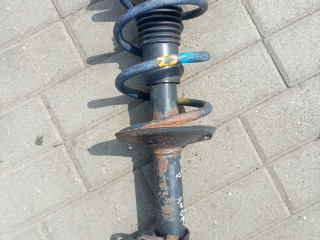 стойка передняя правая Renault Logan 1 поколение (2004 - 2009), 1.5 л., дизель