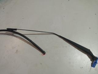 щеткодержатель (поводок стеклоочистителя, дворник) Renault Scenic 3 поколение (2009 - 2012), 288860003R