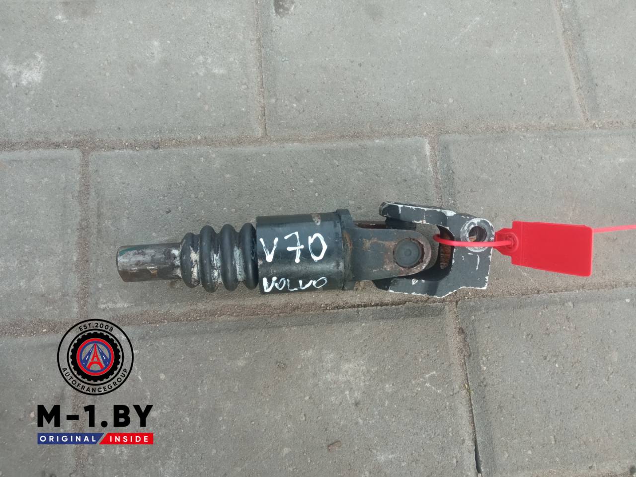 рулевой карданчик Volvo V70 2 поколение (2000 - 2005) - фото №1