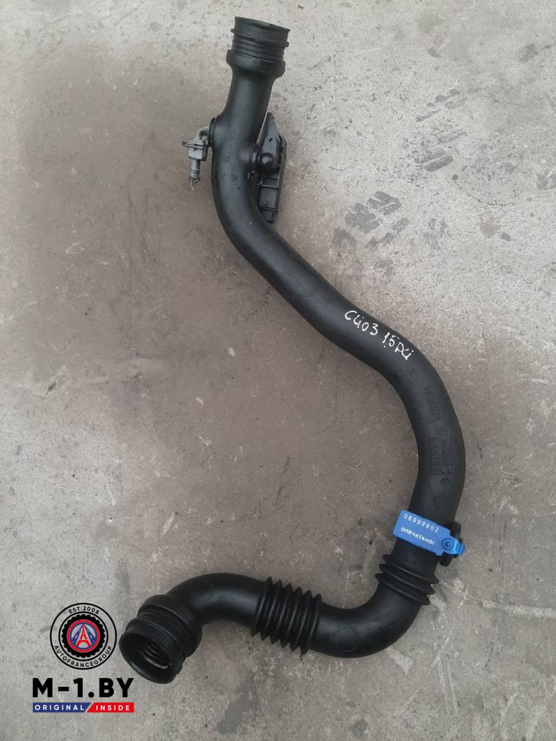 патрубок интеркулера Renault Clio 3 поколение (2005 - 2009), 1.5 л., дизель, 8200527669 - фото №1