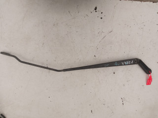 щеткодержатель (поводок стеклоочистителя, дворник) Peugeot 206 1 поколение (1998 - 2003)