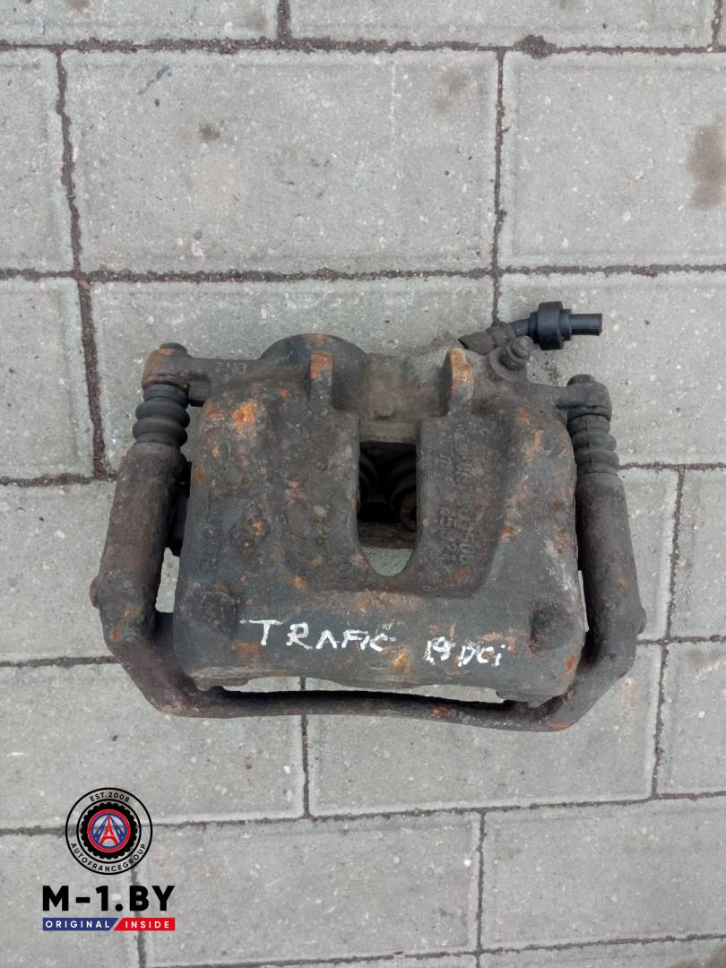 суппорт передний левый Renault Trafic 2 поколение (2001 - 2006) - фото №1