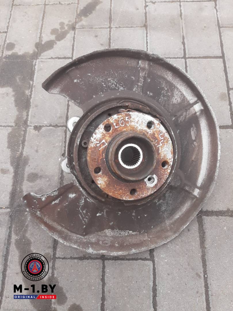 ступица задняя правая BMW 7 серия E65/E66/E67 (2001 - 2005), 4.4 л., бензин - фото №1