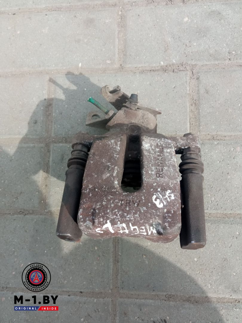 суппорт задний левый Renault Megane 2 поколение (2002 - 2006) - фото №1