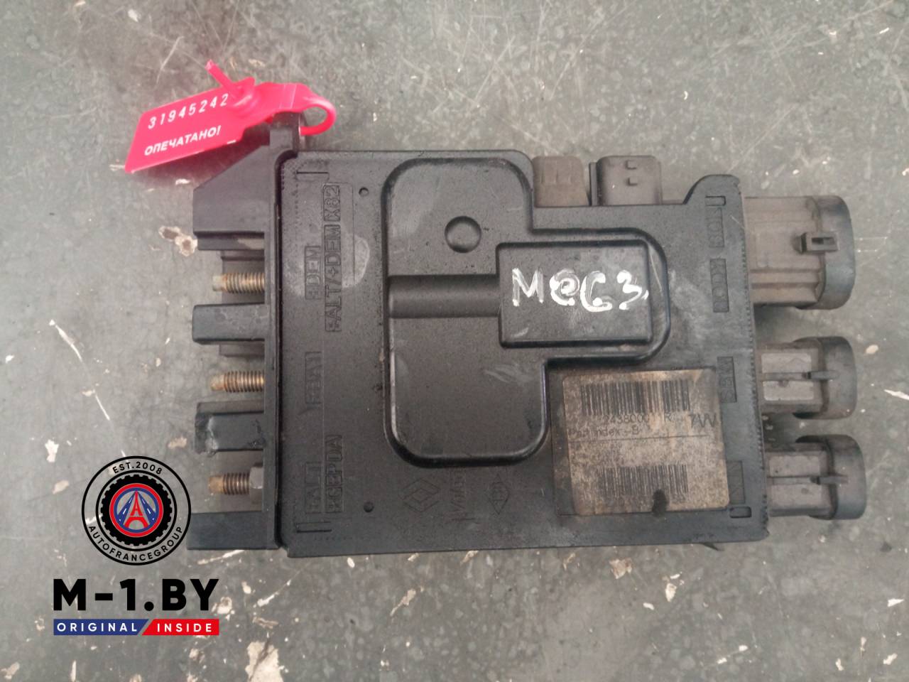 блок управления аккумулятором Renault Megane 3 поколение (2008 - 2014), 243800011R - фото №1