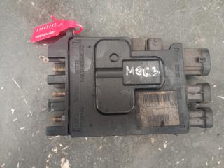 блок управления аккумулятором Renault Megane 3 поколение (2008 - 2014), 243800011R