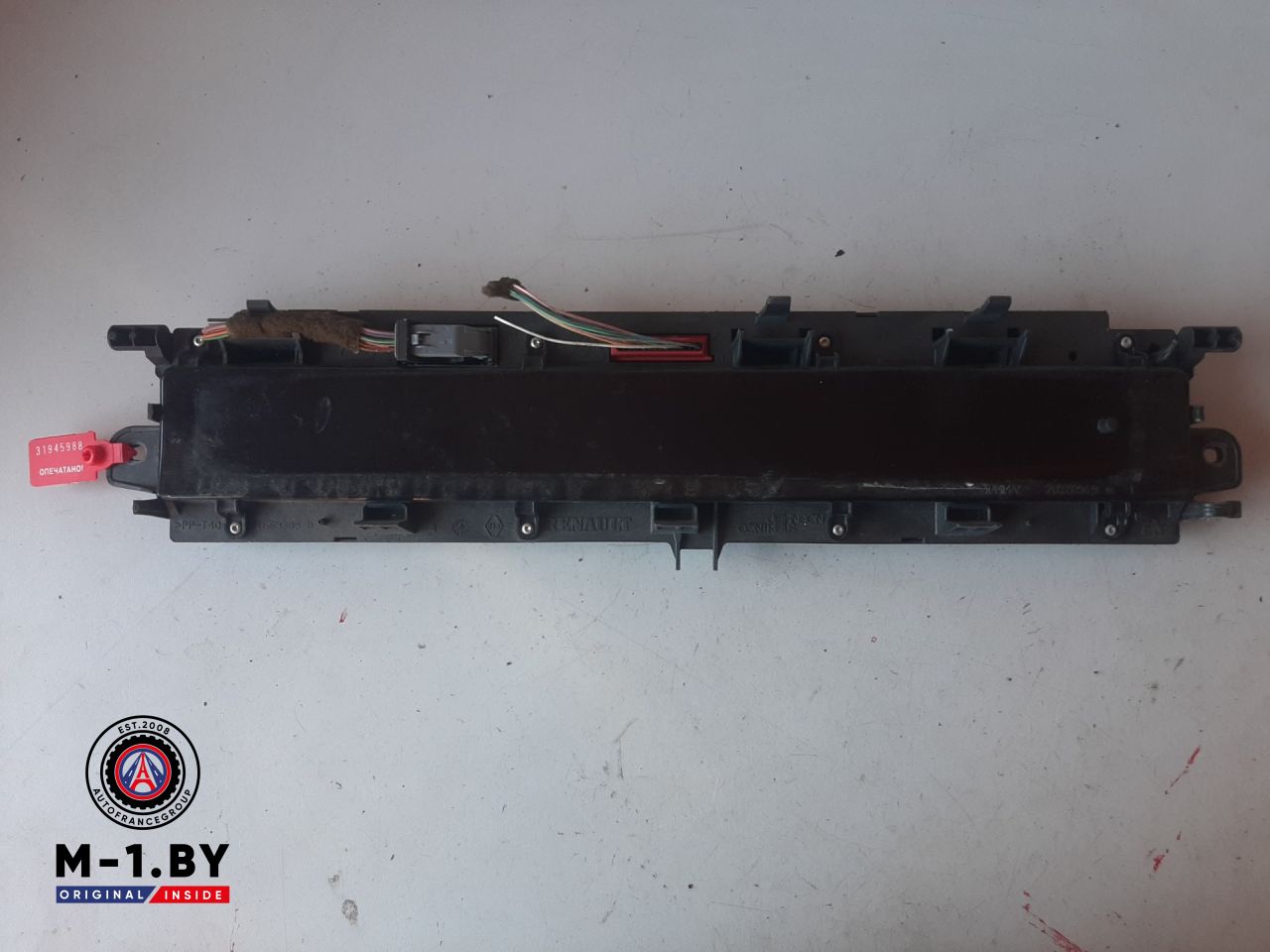 щиток приборов (приборная панель) Renault Scenic 2 поколение (2003 - 2006), P8200461294H - фото №1