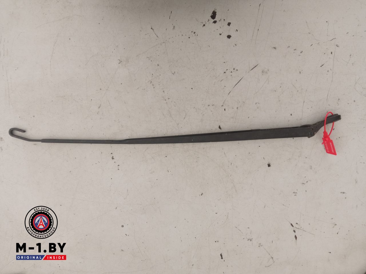 щеткодержатель (поводок стеклоочистителя, дворник) Renault Laguna 2 поколение (2001 - 2005) - фото №1