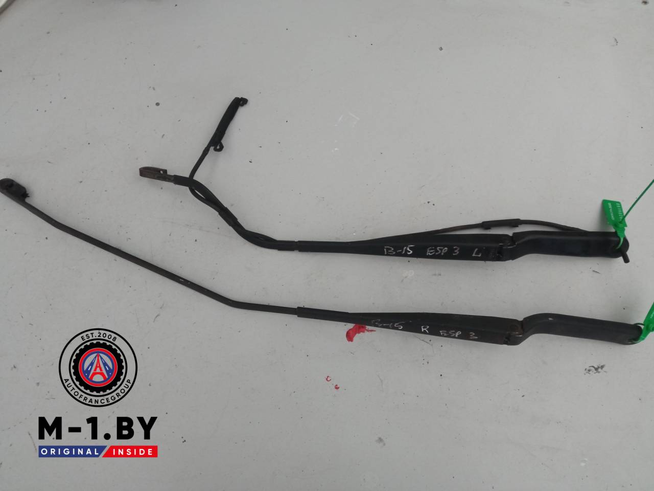 щеткодержатель (поводок стеклоочистителя, дворник) Renault Espace 3 поколение (1996 - 2002), 56671617 - фото №1