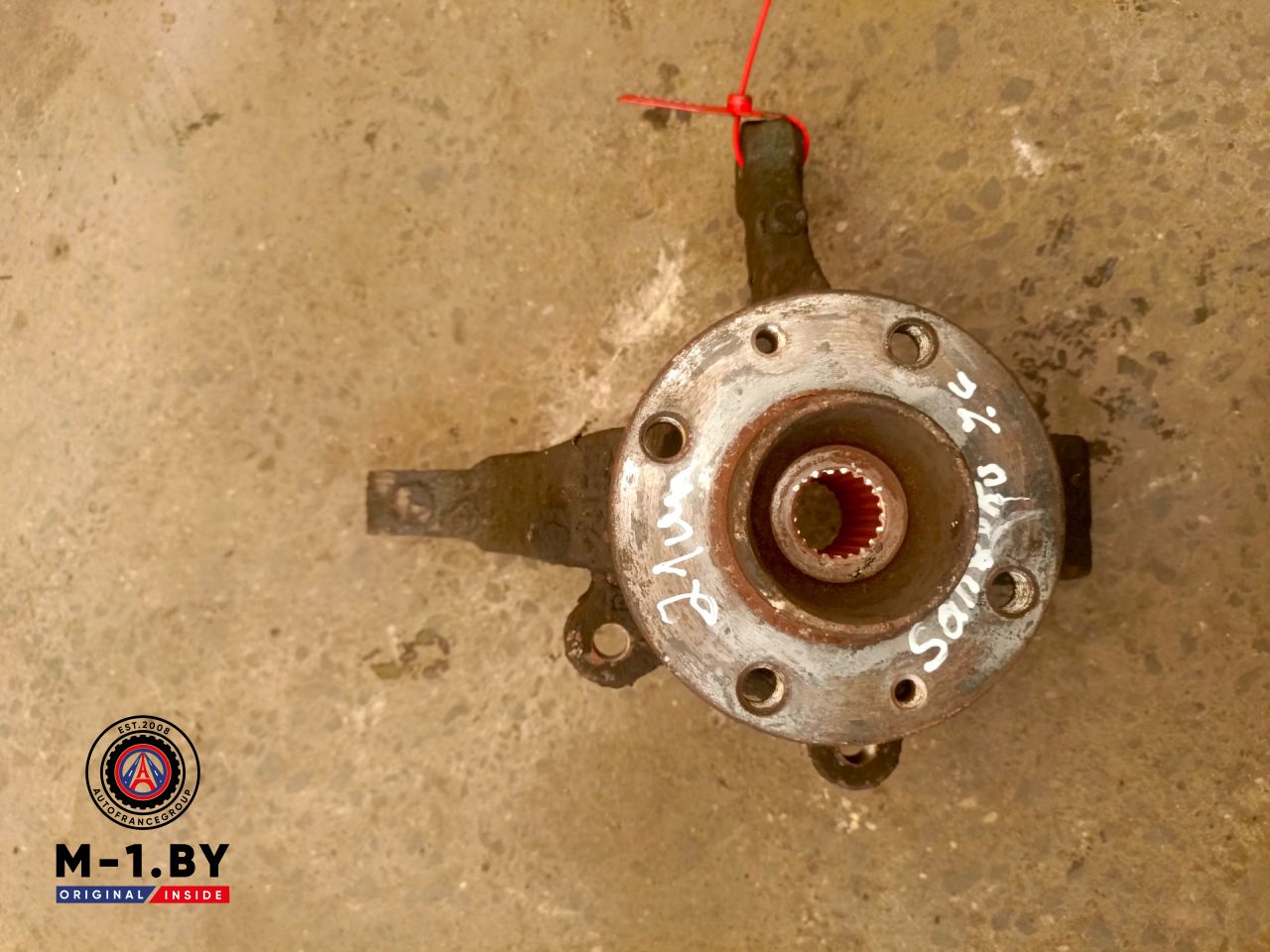 ступица передняя левая Renault Sandero 1 поколение (2009 - 2014), 1.4 л., бензин - фото №1