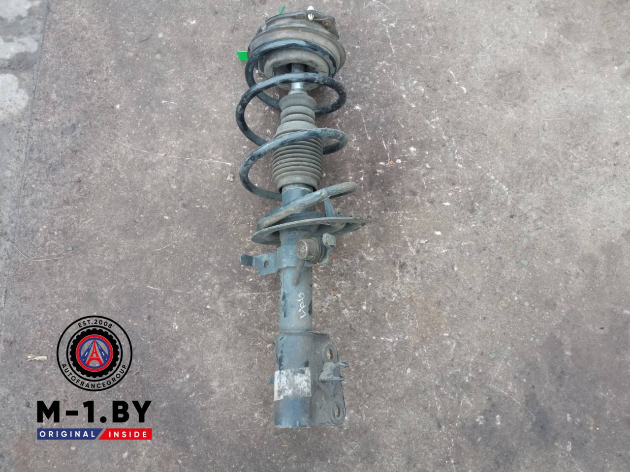 стойка передняя правая Renault Laguna 2 поколение (2001 - 2005) - фото №1