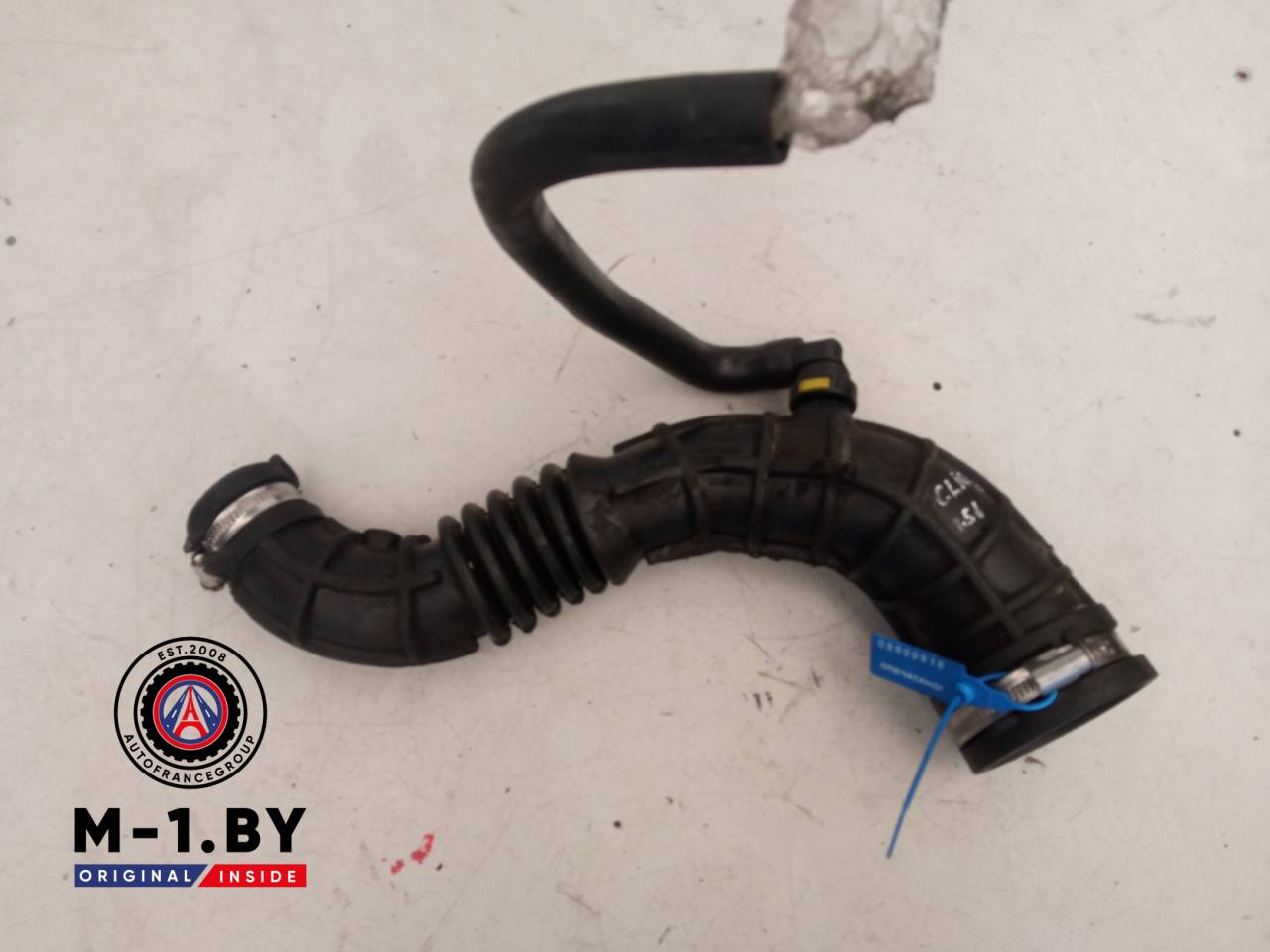 патрубок воздушного фильтра Renault Clio 3 поколение (2005 - 2009), 1.5 л., дизель, 8200500383 - фото №1