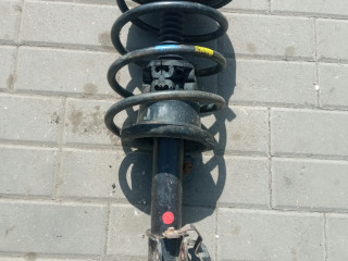 стойка передняя левая Renault Safrane 1 поколение (1992 - 1996), 2.4 л., бензин