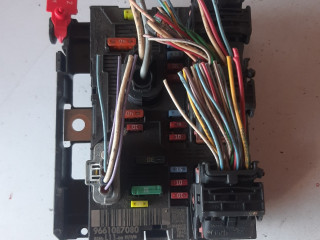 блок предохранителей Peugeot 307 1 поколение [рестайлинг] (2005 - 2008), BSML11, 9661087080