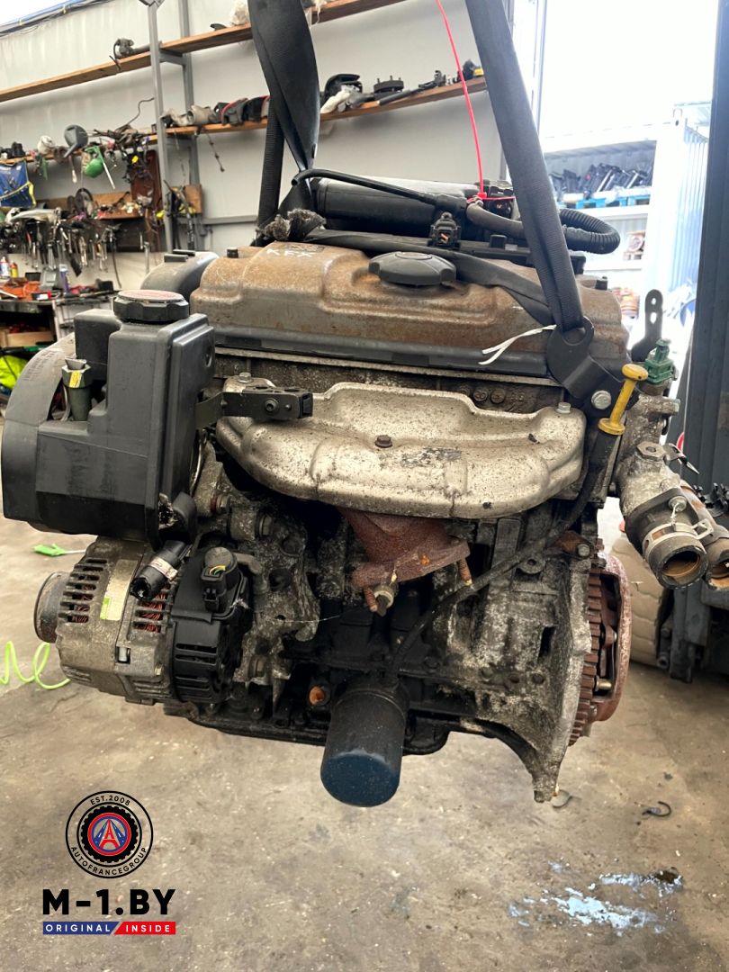 двигатель Peugeot 206 1 поколение (1998 - 2003), 1.4 л., бензин, KFX, 10FS8U - фото №1