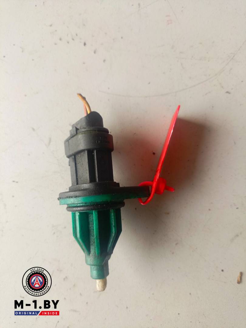 датчик заднего хода (лягушка) Renault Espace 3 поколение (1996 - 2002) - фото №1