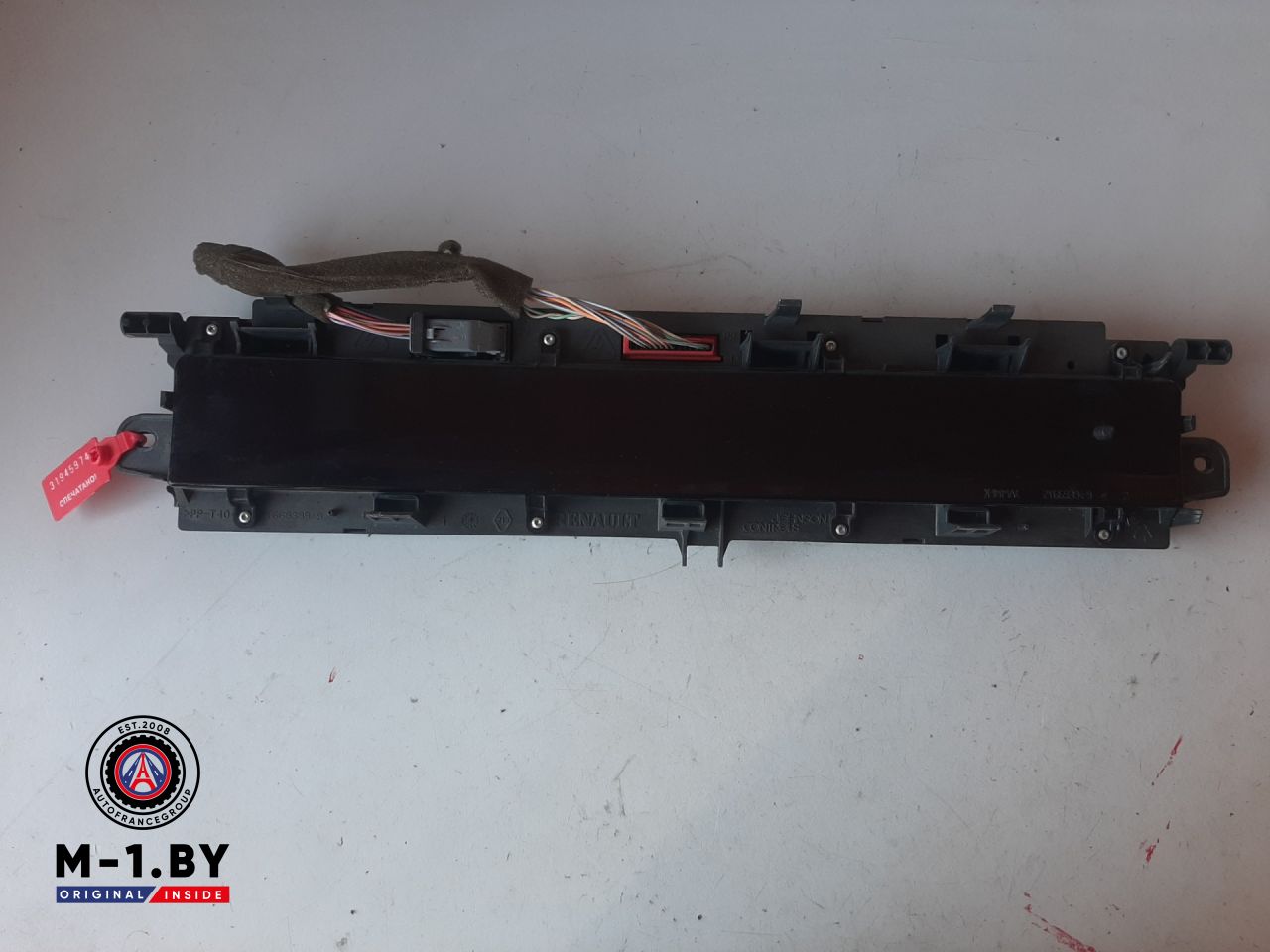 щиток приборов (приборная панель) Renault Scenic 2 поколение (2003 - 2006), P8200461294H - фото №1