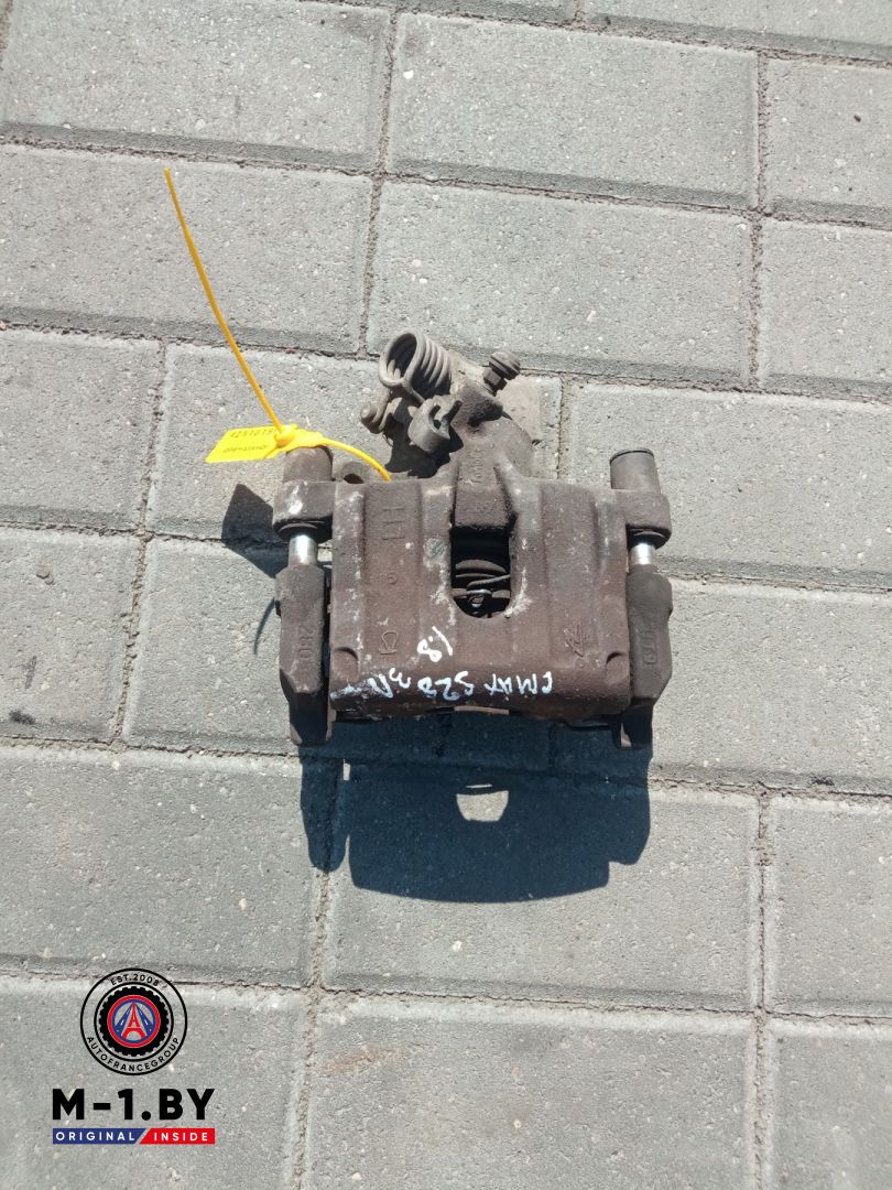 суппорт задний левый Ford C-Max 1 поколение (2003 - 2007) - фото №1