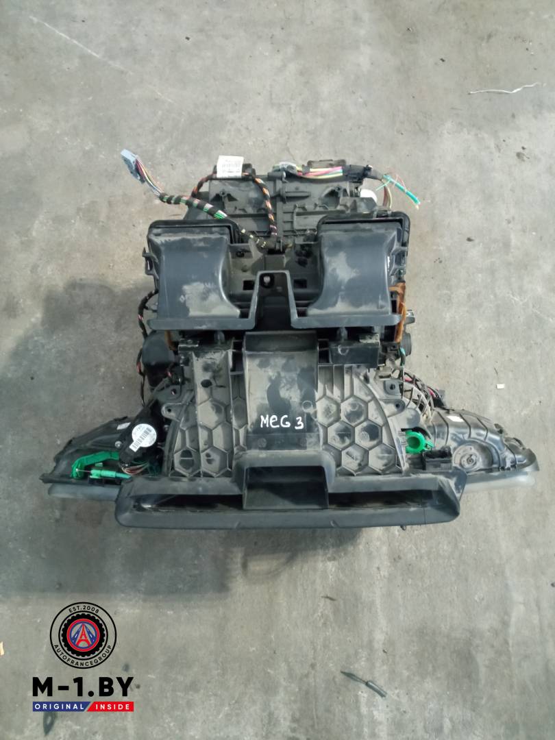 корпус отопителя (печки) Renault Megane 3 поколение (2008 - 2014) - фото №1