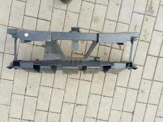 передняя панель крепления облицовки (телевизор) Renault Scenic 2 поколение (2003 - 2006), 8200479758