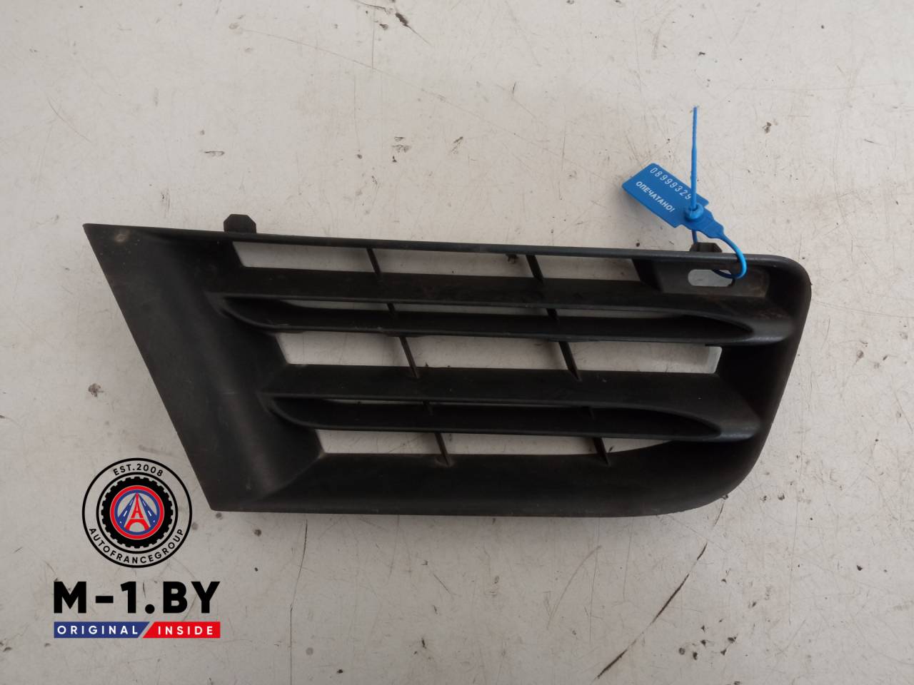 решетка радиатора Renault Scenic 2 поколение (2003 - 2006), 1013577 - фото №1