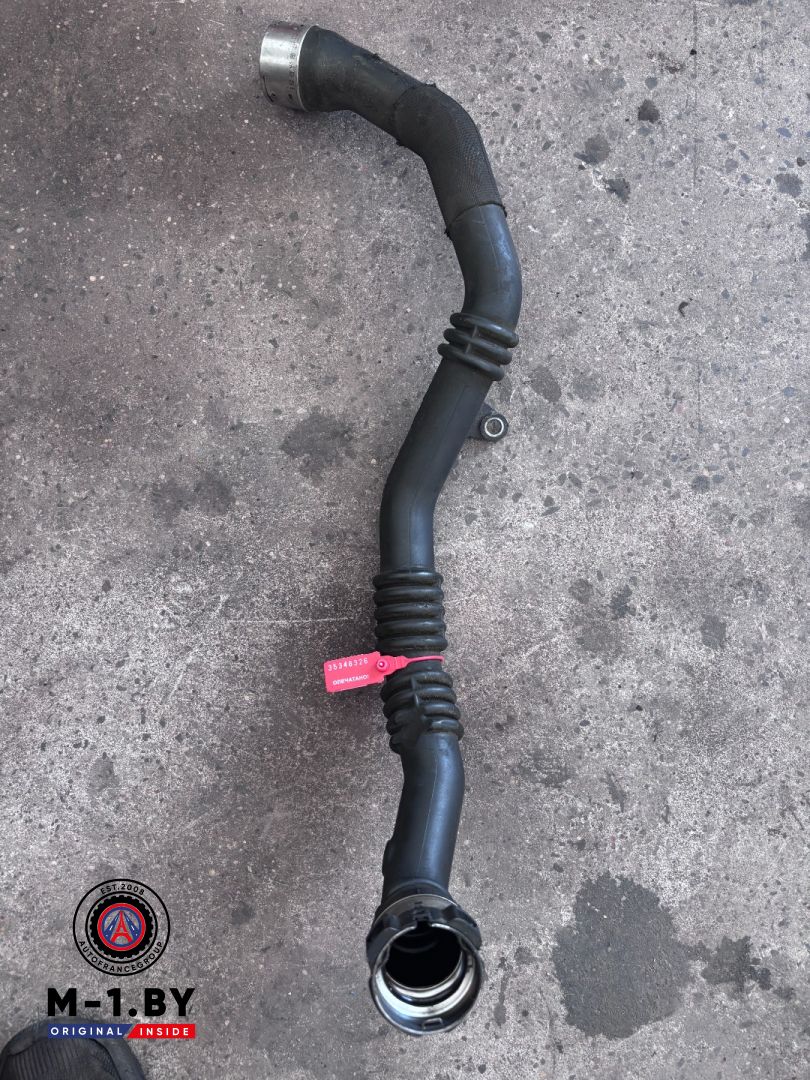 патрубок интеркулера Renault Duster 1 поколение (2010 - 2015), 1.5 л., дизель, 144604599R - фото №1