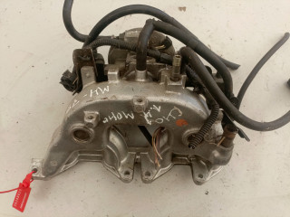 коллектор впускной Renault Clio 1 поколение (1990 - 1997)