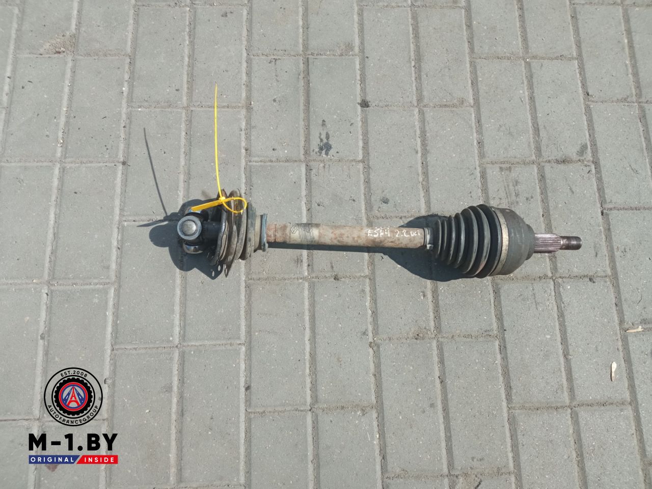 полуось передняя левая (приводной вал, ШРУС) Renault Espace 4 поколение (2002 - 2006), 2.2 л., дизель, 8200226057 - фото №1