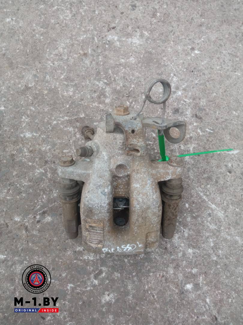 суппорт задний левый Citroen C3 Picasso 1 поколение (2008 - 2013) - фото №1